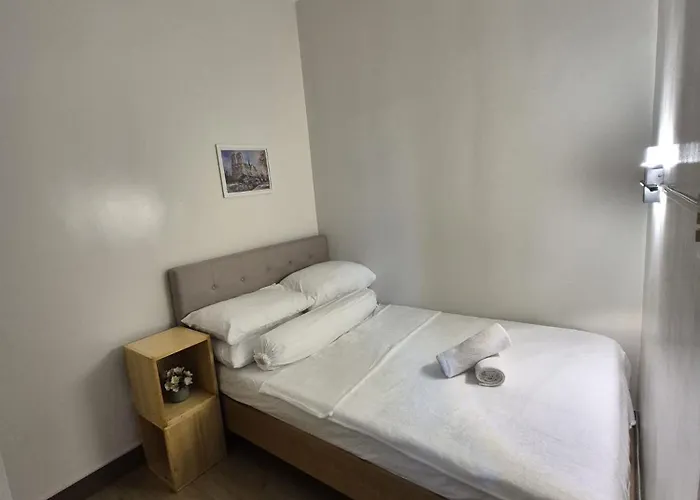 Urban-nest Living At Spring Near Naia Terminal 3 Apartment Manila
